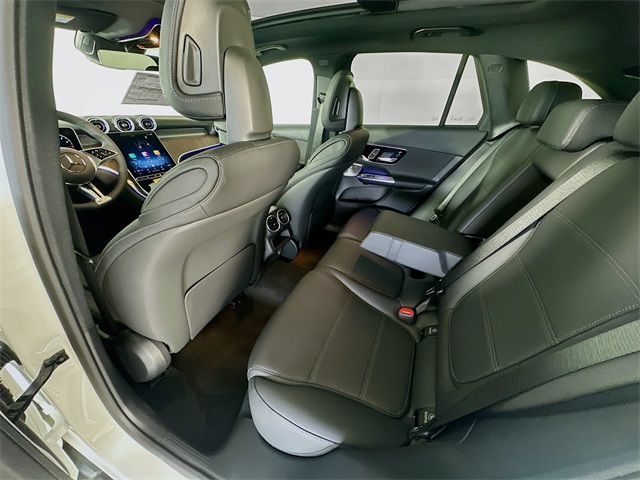 2026 Mercedes Benz GLC 300 4MATIC photo 21