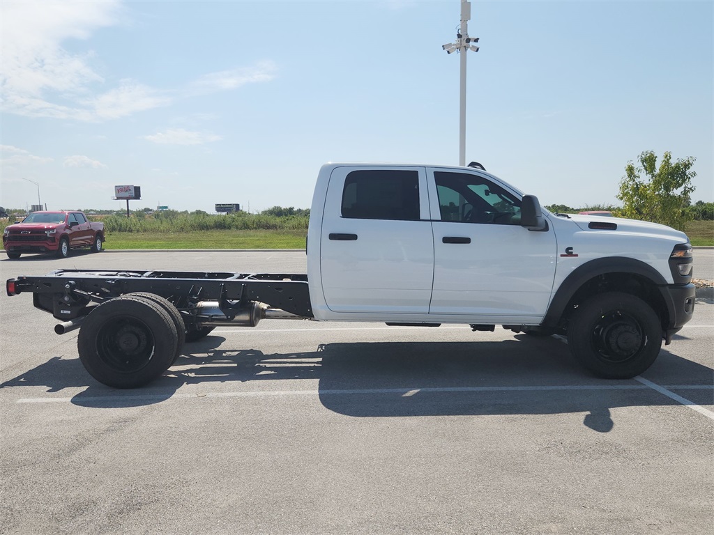 2026 Ram 5500 Tradesman photo 9