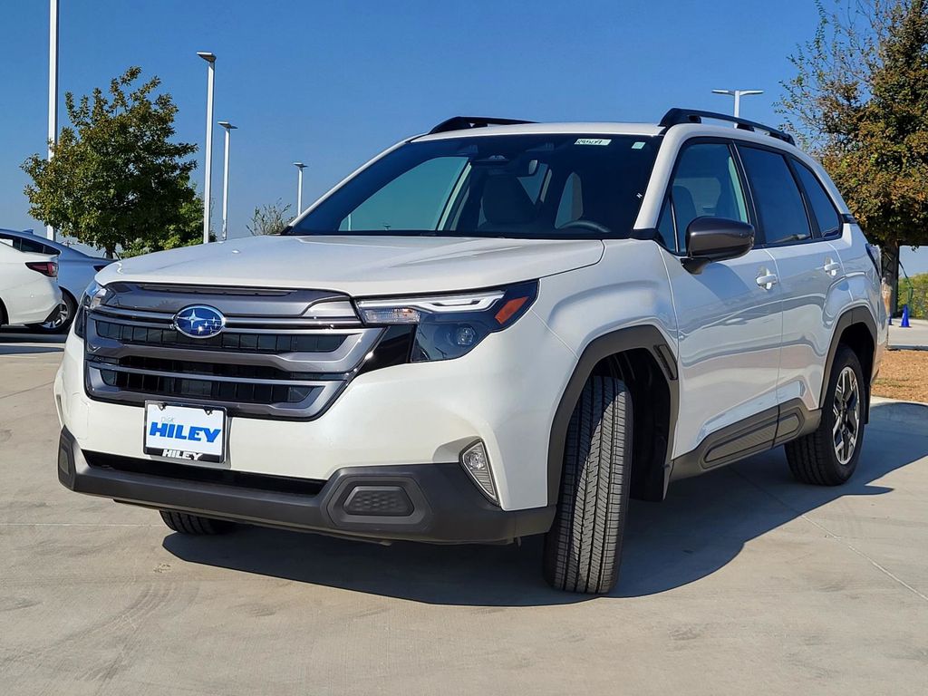 2025 Subaru Forester Premium Base photo 2