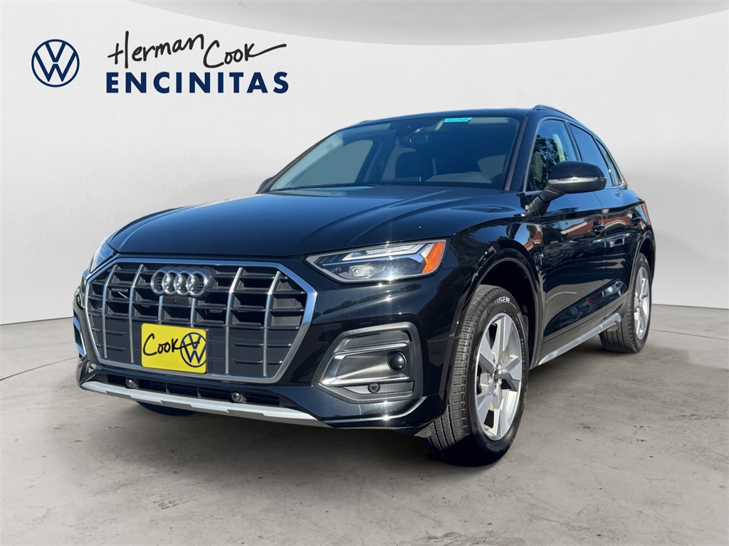 2022 Audi Q5 Premium Plus's photo