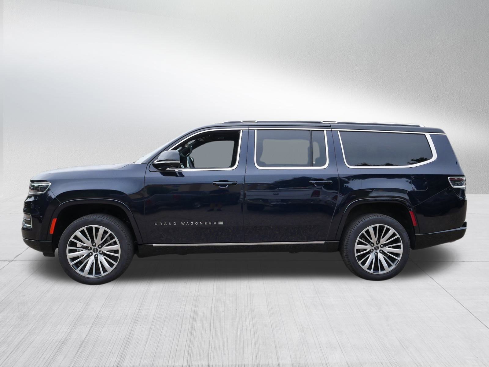 2024 Jeep Grand Wagoneer L III photo 4