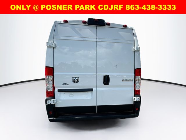 2024 Ram ProMaster 2500 photo 4