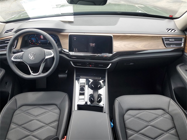 2026 Volkswagen Atlas SE Technology photo 16