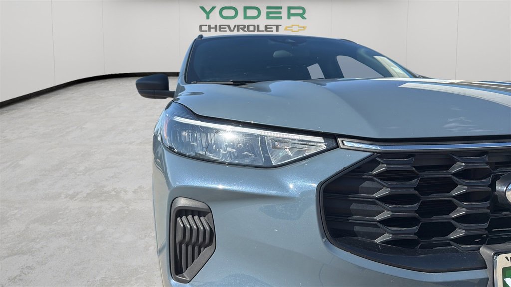 2023 Ford Escape ST-Line photo 43