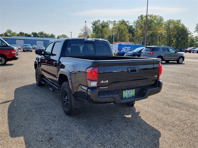 2022 Toyota Tacoma V6 4x4 photo 7