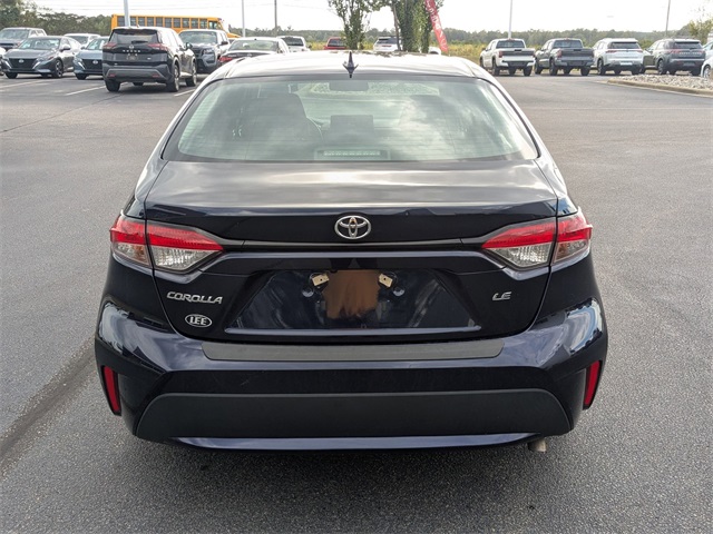 2022 Toyota Corolla LE photo 4