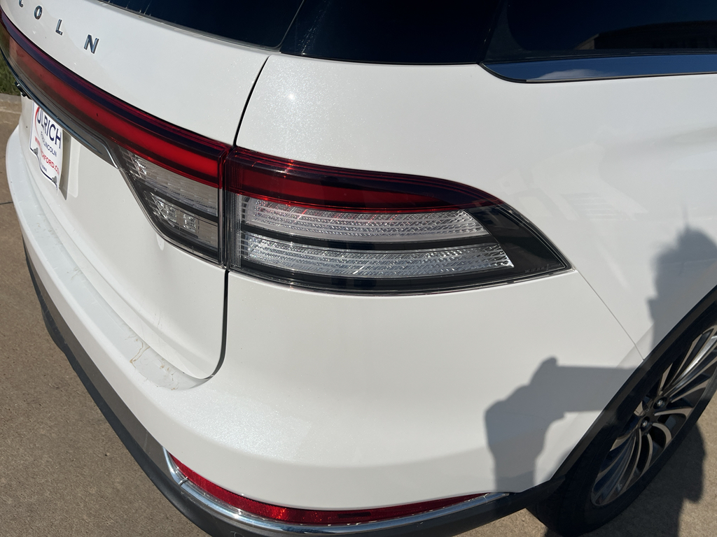 2023 Lincoln Aviator Standard photo 10
