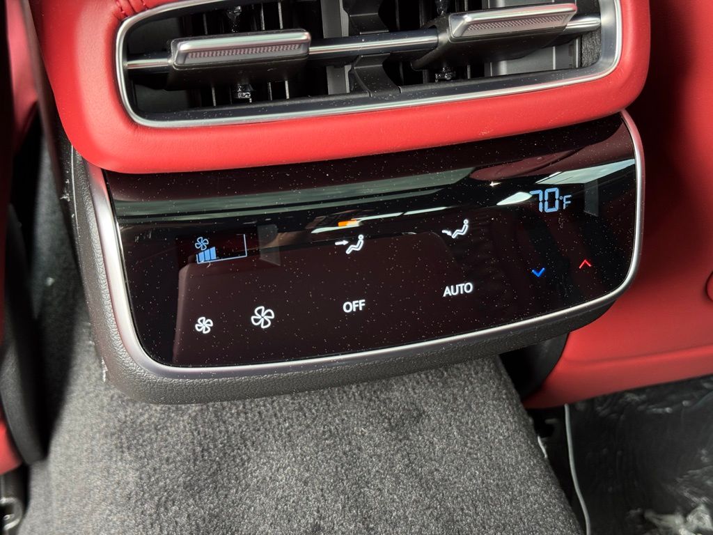 2025 Genesis G80 3.5T Sport Prestige photo 21