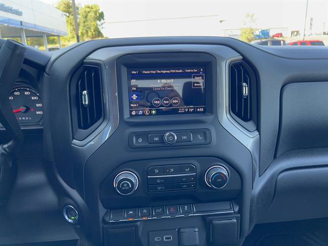 2026 Chevrolet Silverado 1500 Custom photo 24