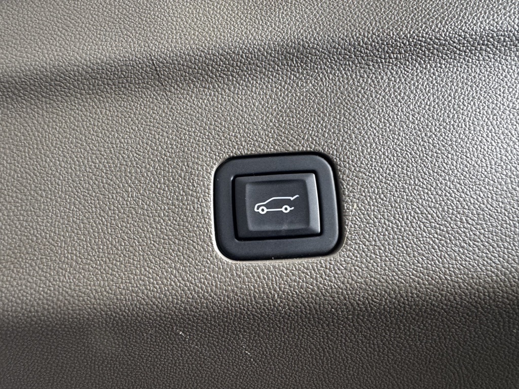 2024 Gmc Yukon XL Denali photo 22