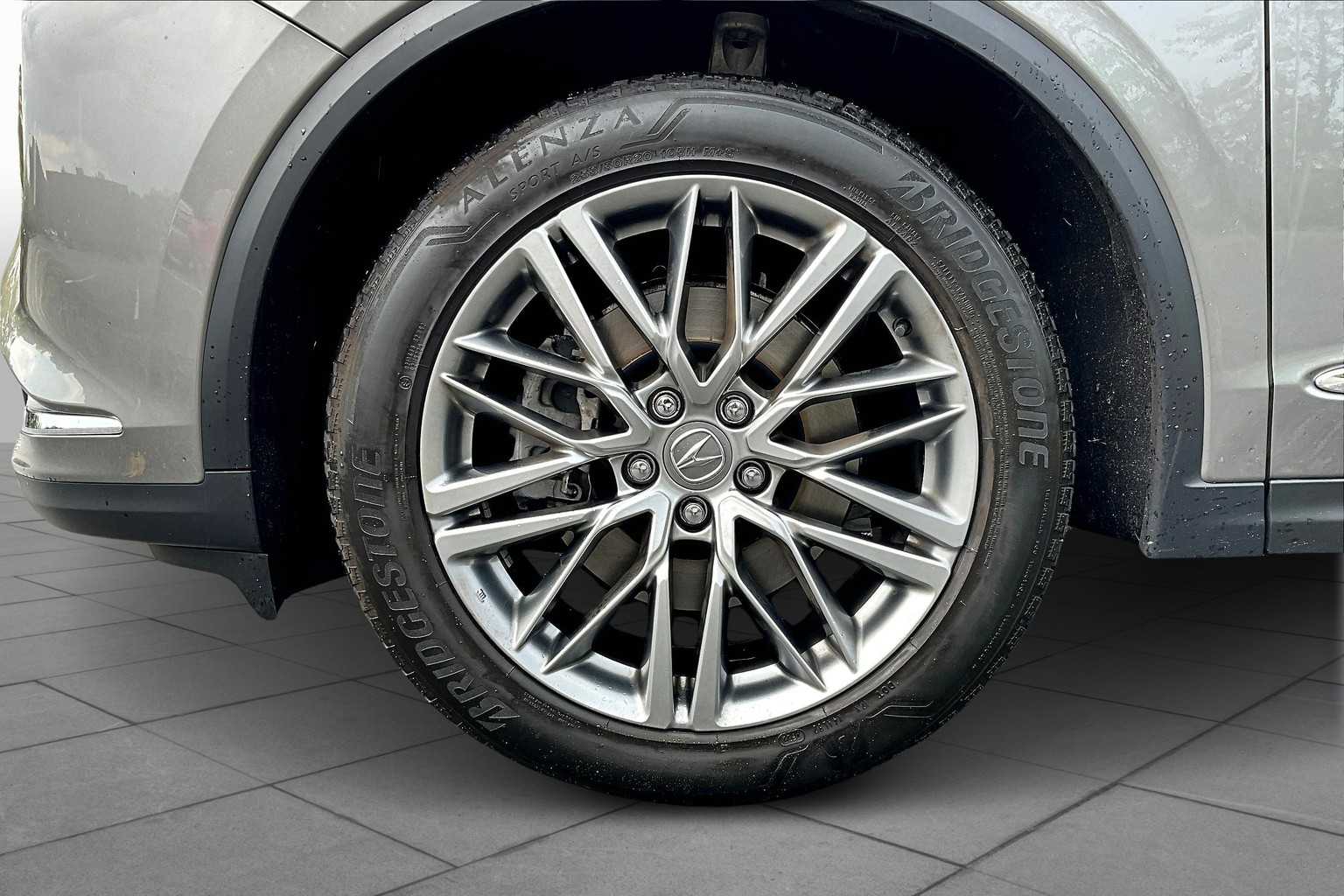 2023 Acura MDX SH-AWD Advance photo 20