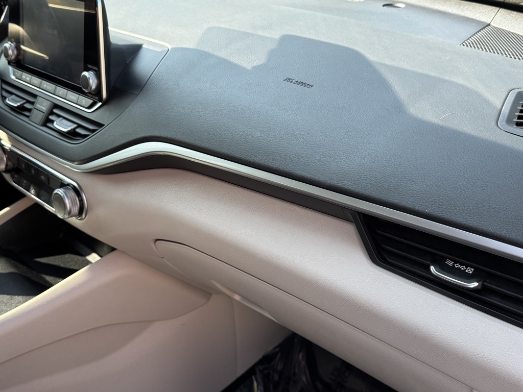 2022 Nissan Altima 2.5 SV photo 27
