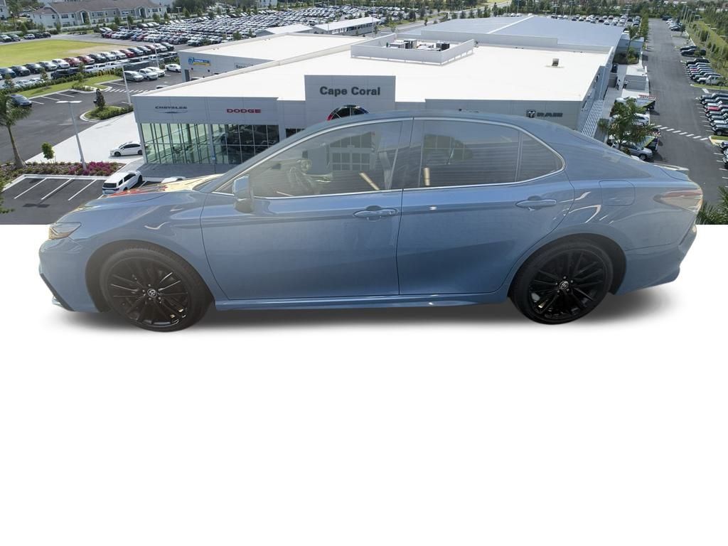 2023 Toyota Camry XSE photo 7