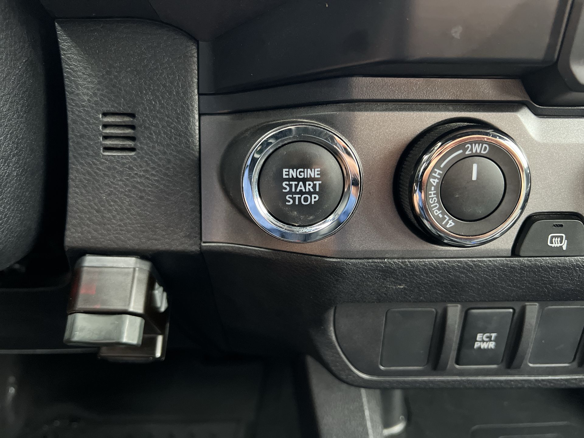 2022 Toyota Tacoma TRD Sport Double Cab photo 15