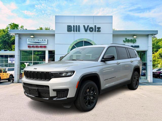 2025 Jeep Grand Cherokee L Altitude's photo