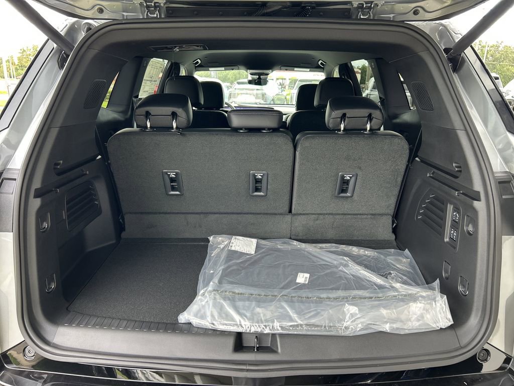 2026 Buick Enclave Sport Touring photo 11