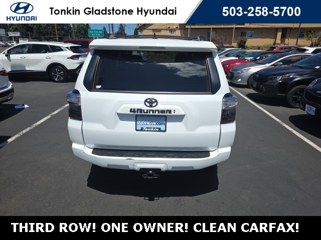 2024 Toyota 4Runner SR5 Premium 4WD photo 2