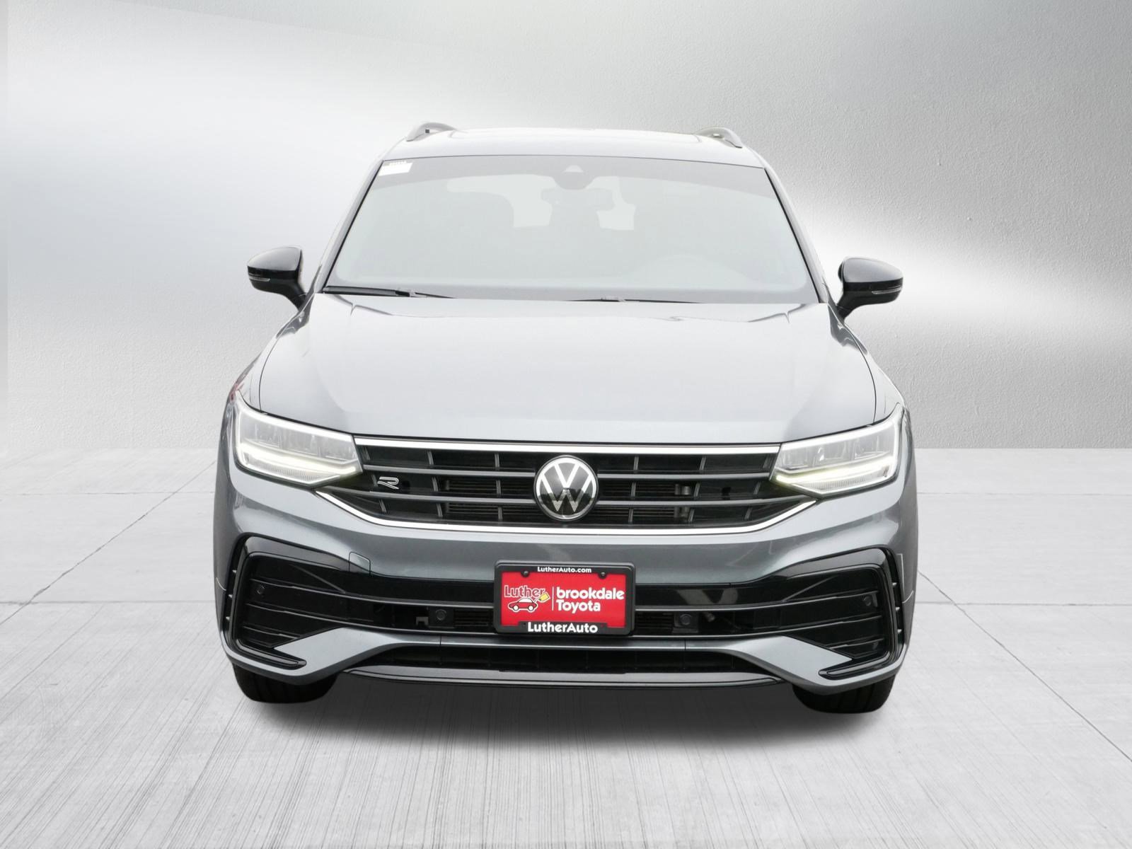2022 Volkswagen Tiguan SE R-Line Black photo 2