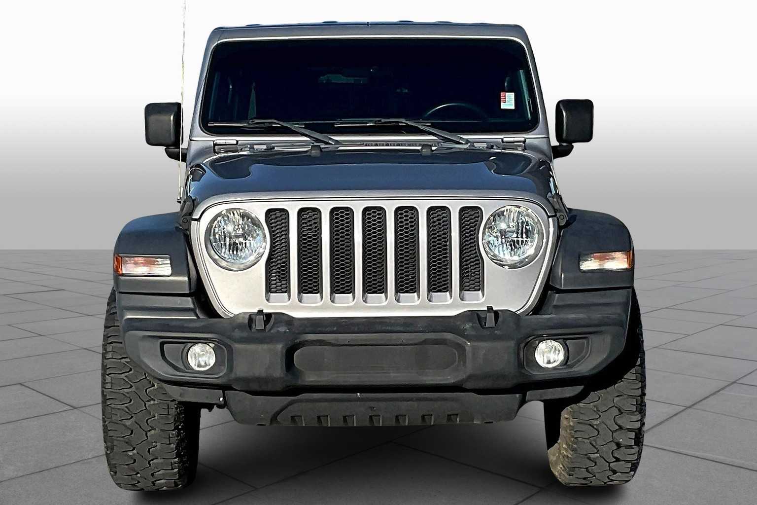 2018 Jeep Wrangler Unlimited Sport S photo 3
