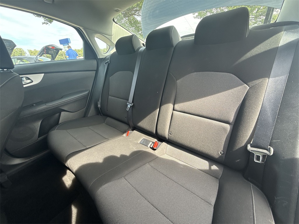 2023 Kia Forte LXS photo 22