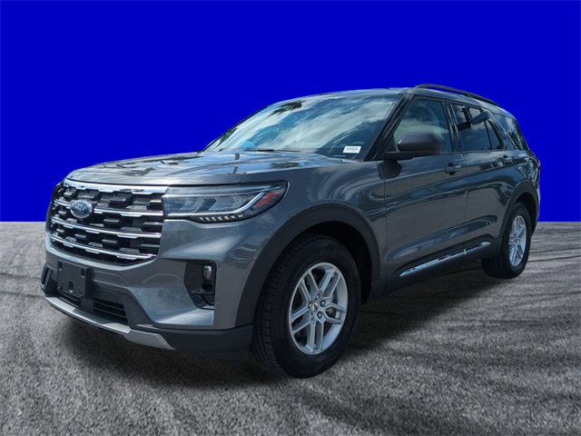 2025 Ford Explorer photo 8