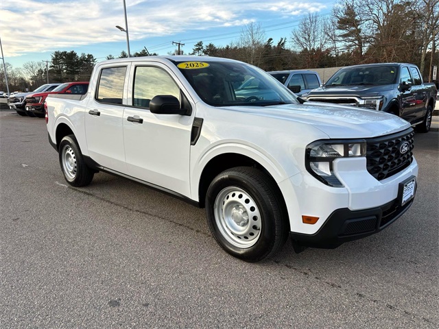 2025 Ford Maverick XL's photo