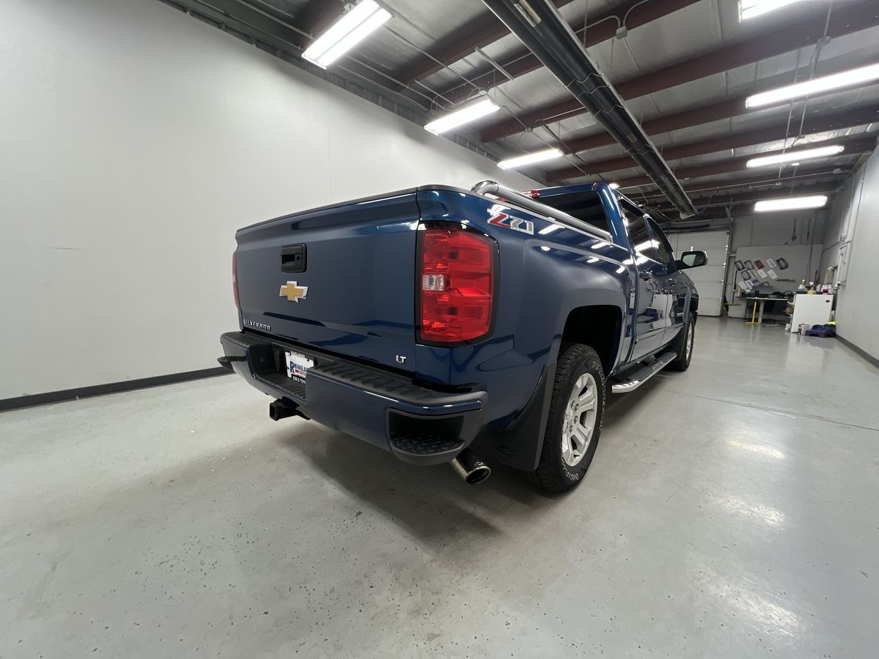 2018 Chevrolet Silverado 1500 LT photo 8