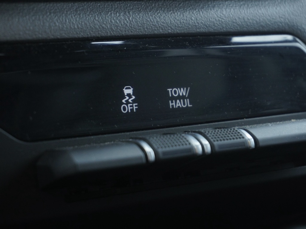 2024 Ram 1500 Laramie photo 17
