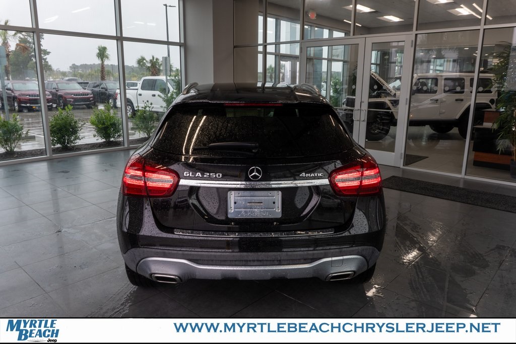2020 Mercedes Benz GLA 250 photo 4