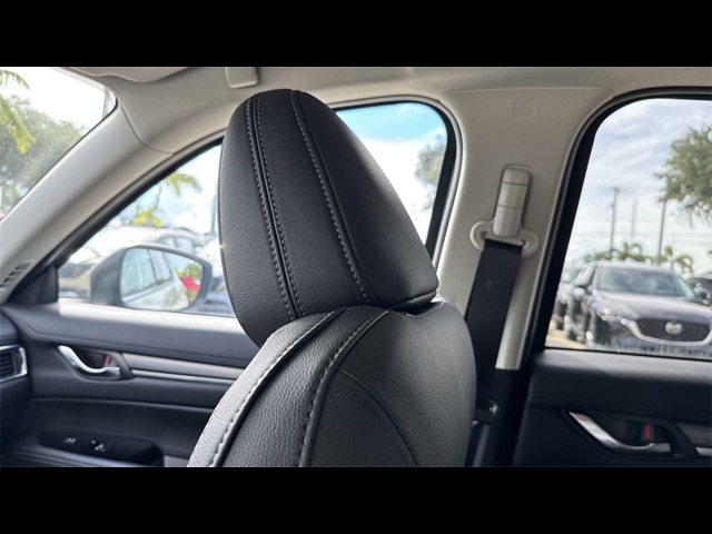 2025 Mazda CX-5 2.5 Premium Plus photo 15