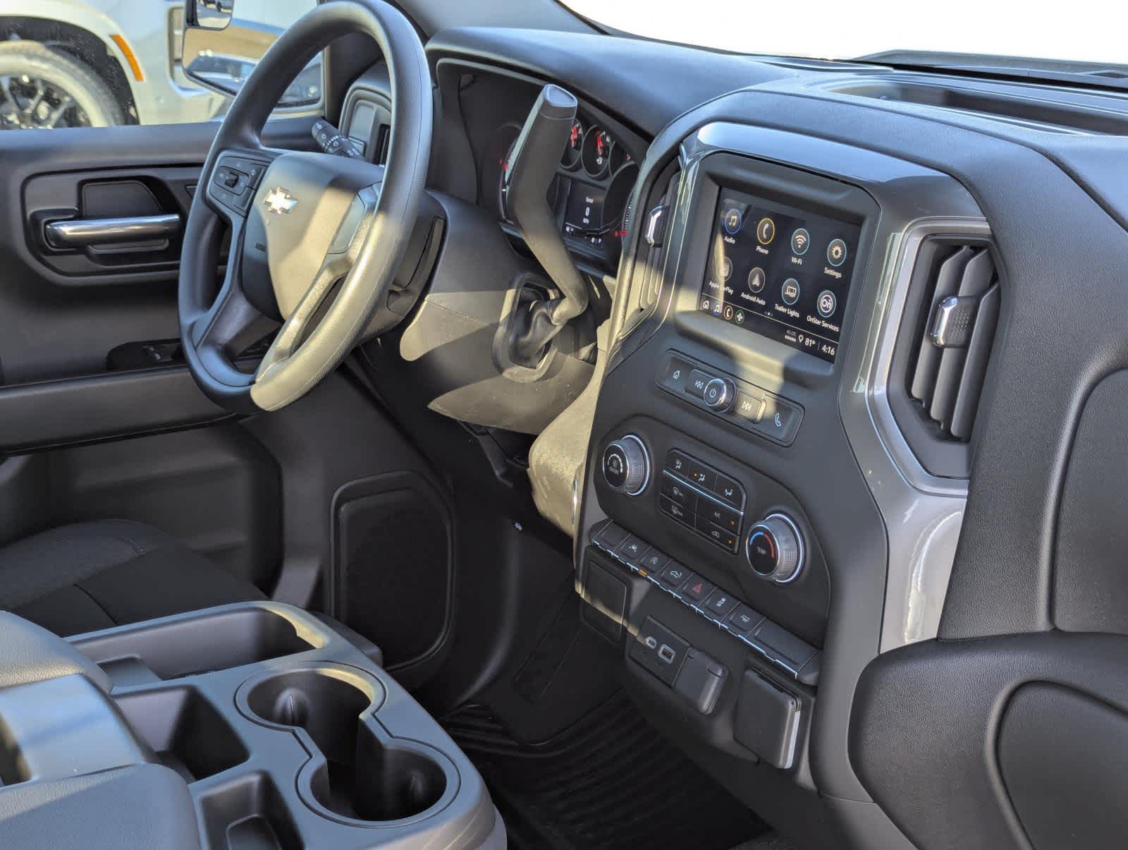 2025 Chevrolet Silverado 1500 Custom photo 8