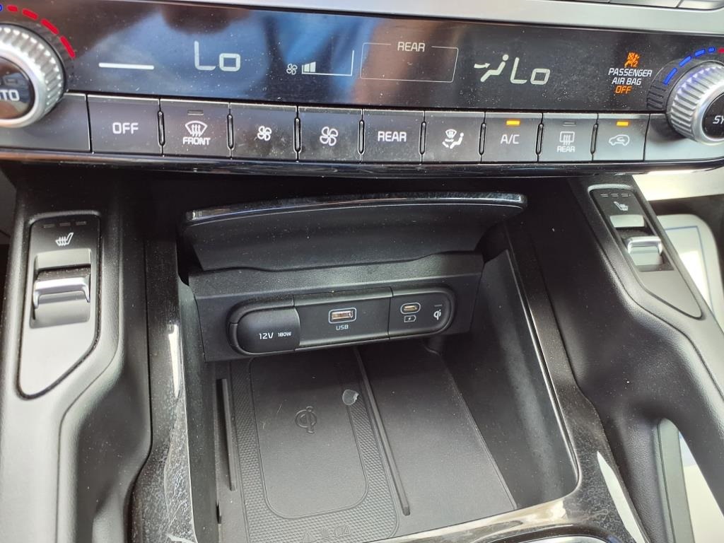 2024 Kia Telluride S photo 16