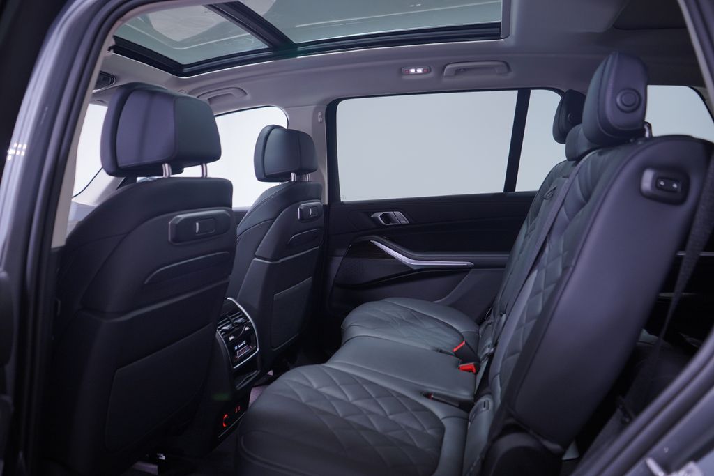 2025 Bmw X7 xDrive40i photo 9