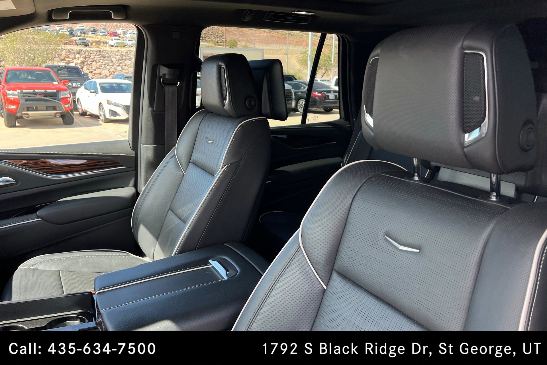 2021 Cadillac Escalade Premium Luxury photo 16