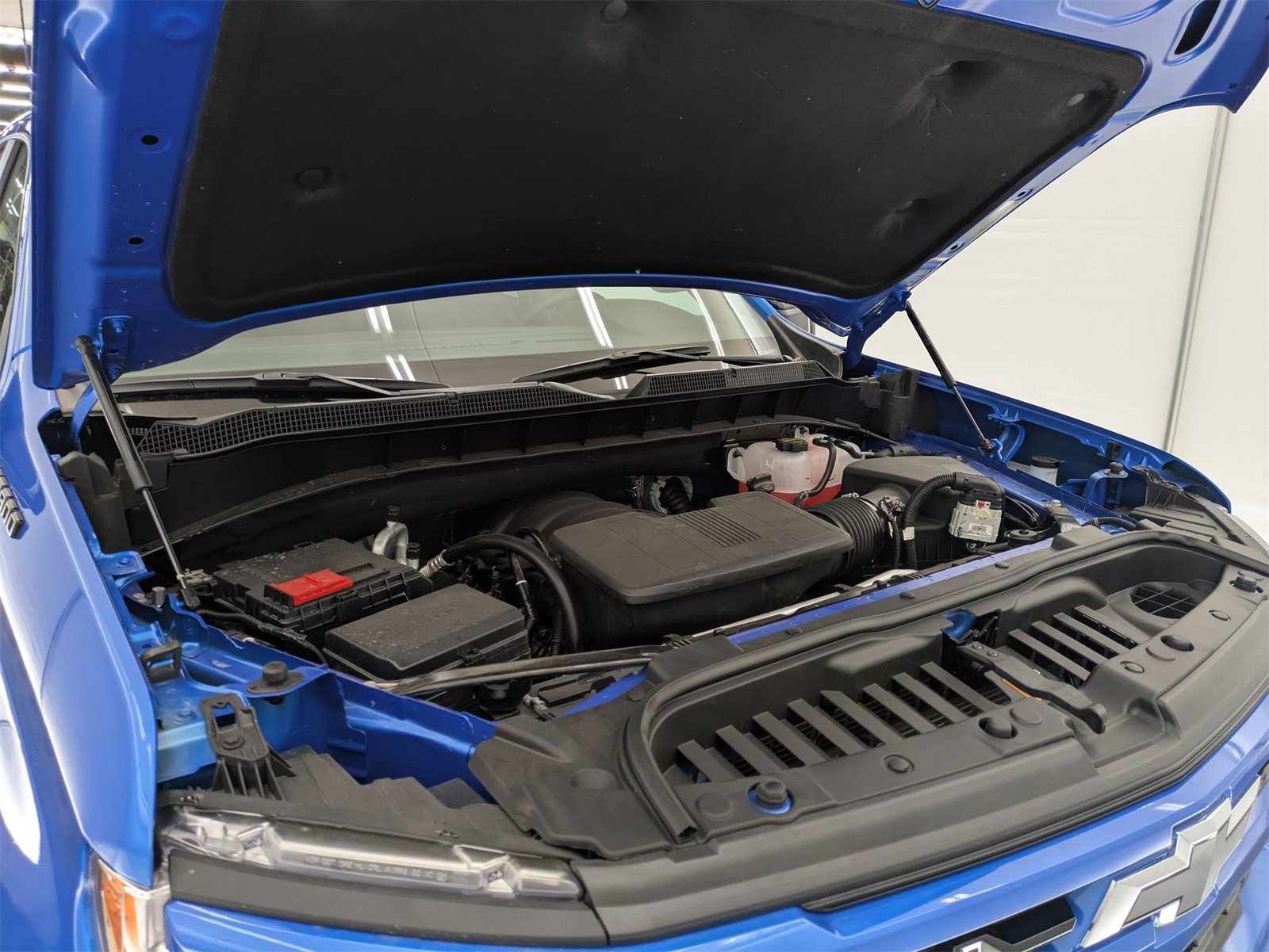 2025 Chevrolet Silverado 1500 RST photo 15