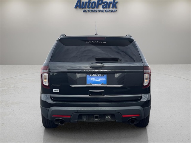 2015 Ford Explorer Sport photo 2