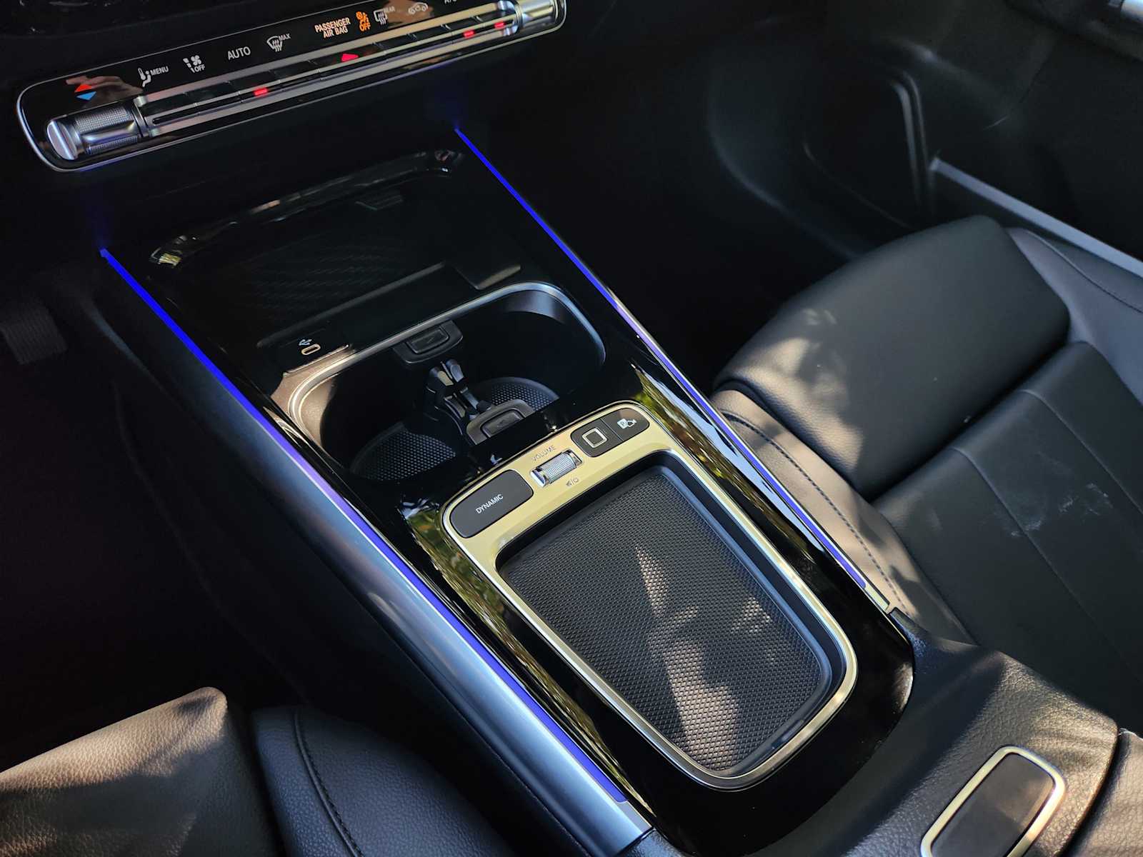 2025 Mercedes Benz GLA 250 photo 16