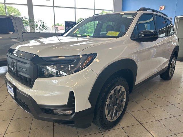 2025 Honda Passport TrailSport photo 4