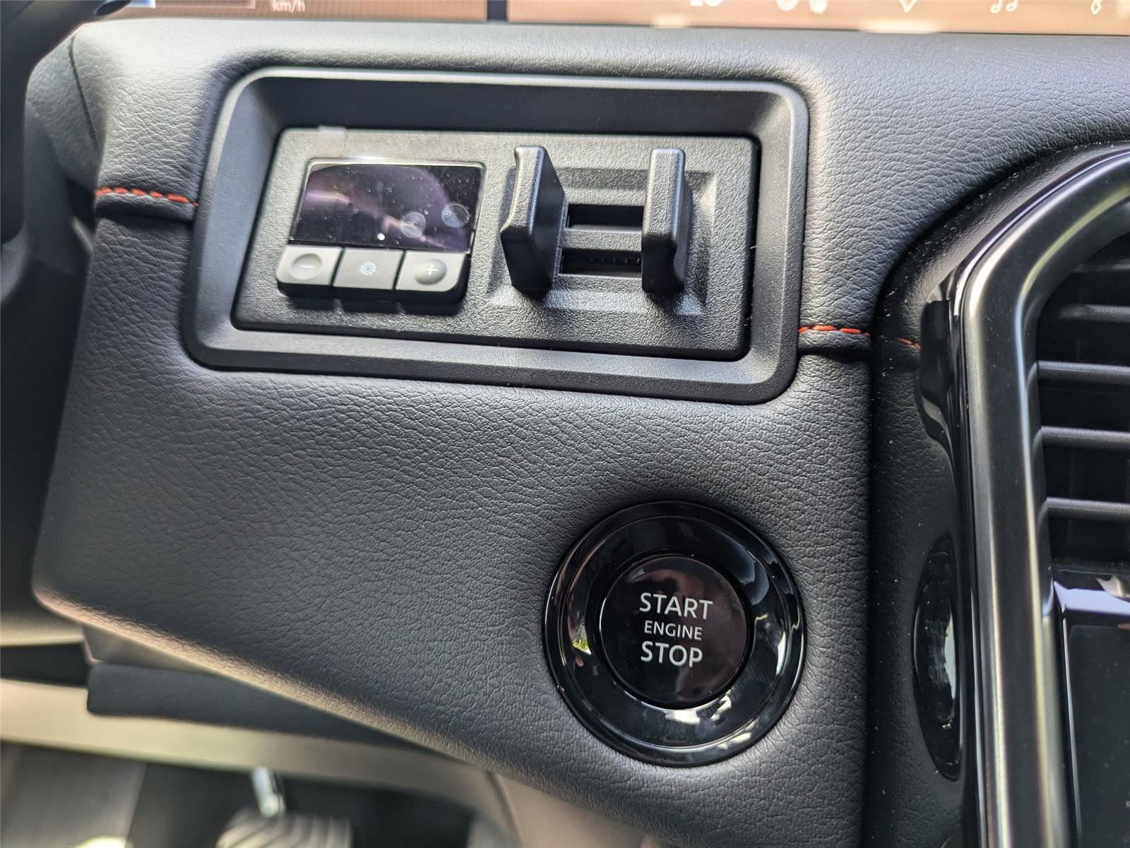 2025 Nissan Armada photo 19