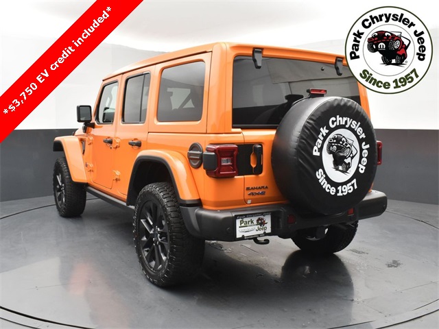2025 Jeep Wrangler Sahara 4xe photo 2