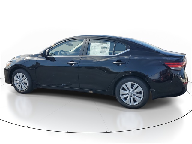 2025 Nissan Sentra S photo 3