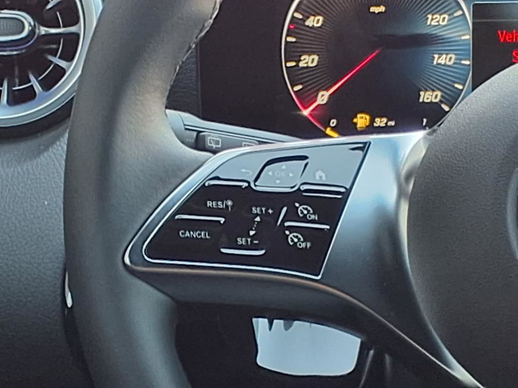 2025 Mercedes Benz GLA 250 photo 13