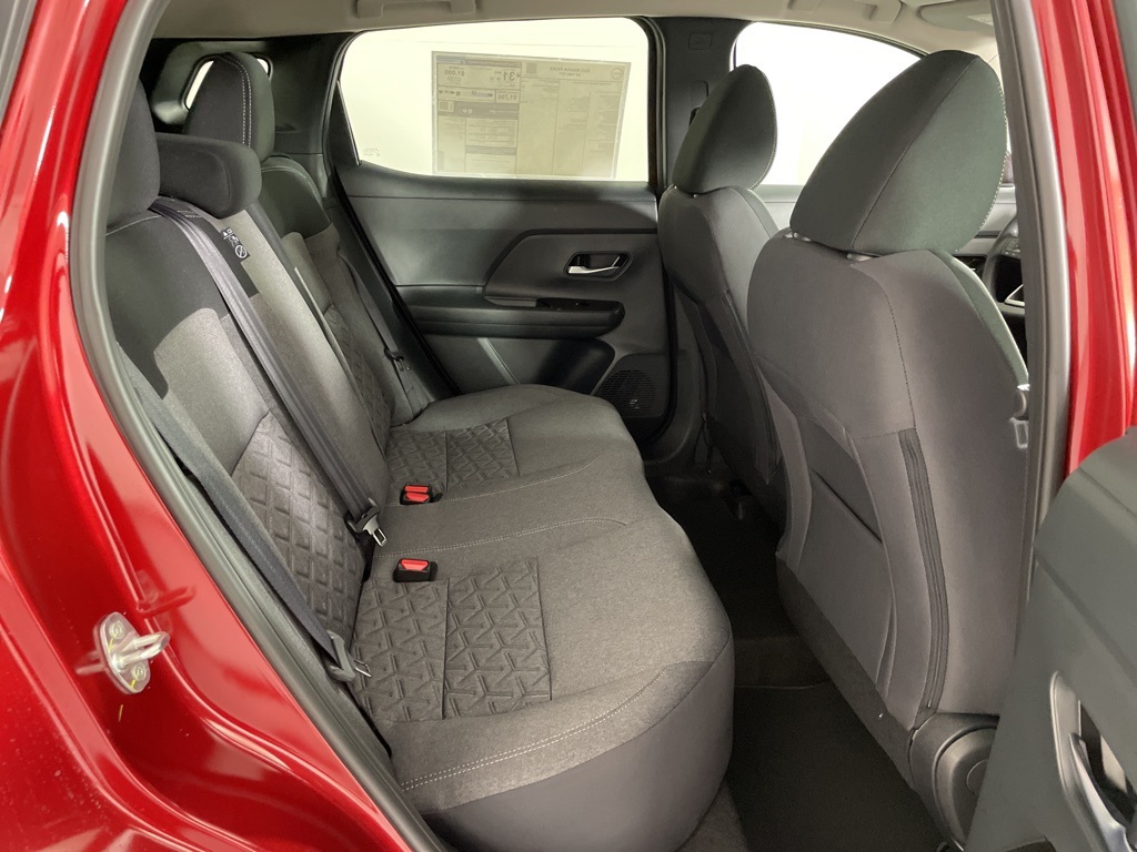 2025 Nissan Kicks SV photo 34