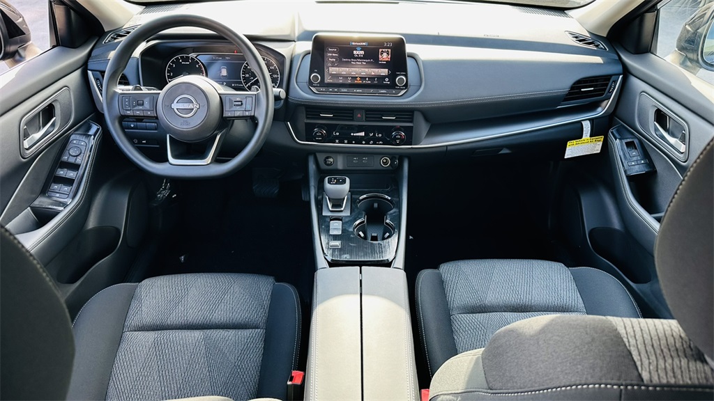 2026 Nissan Rogue S photo 11