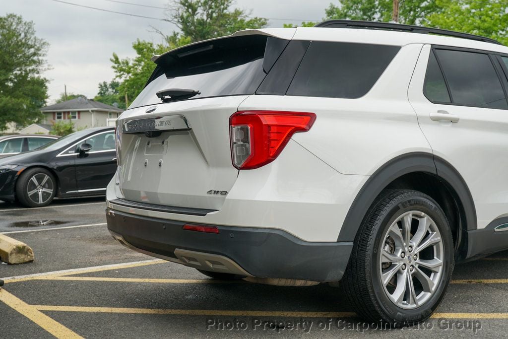 2021 Ford Explorer XLT photo 5