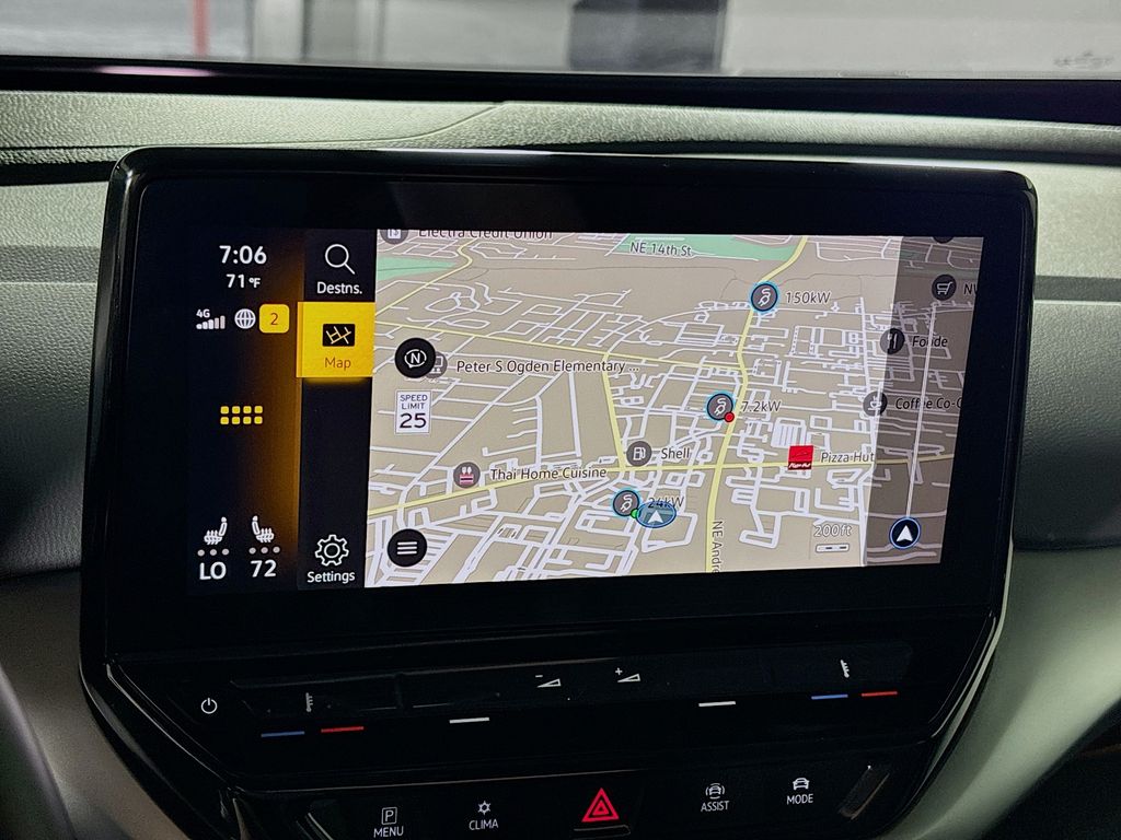 2022 Volkswagen ID.4 Pro photo 16