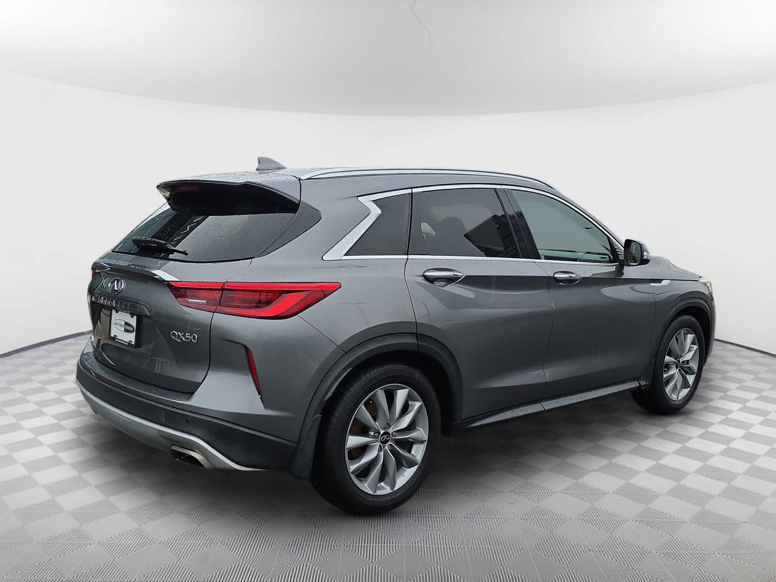 2020 Infiniti QX50 Luxe photo 4