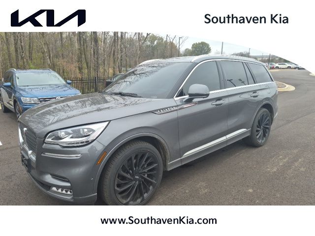2021 Lincoln Aviator Reserve's photo