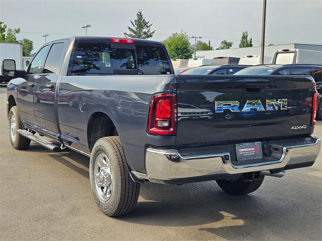 2025 Ram 2500 Tradesman photo 4