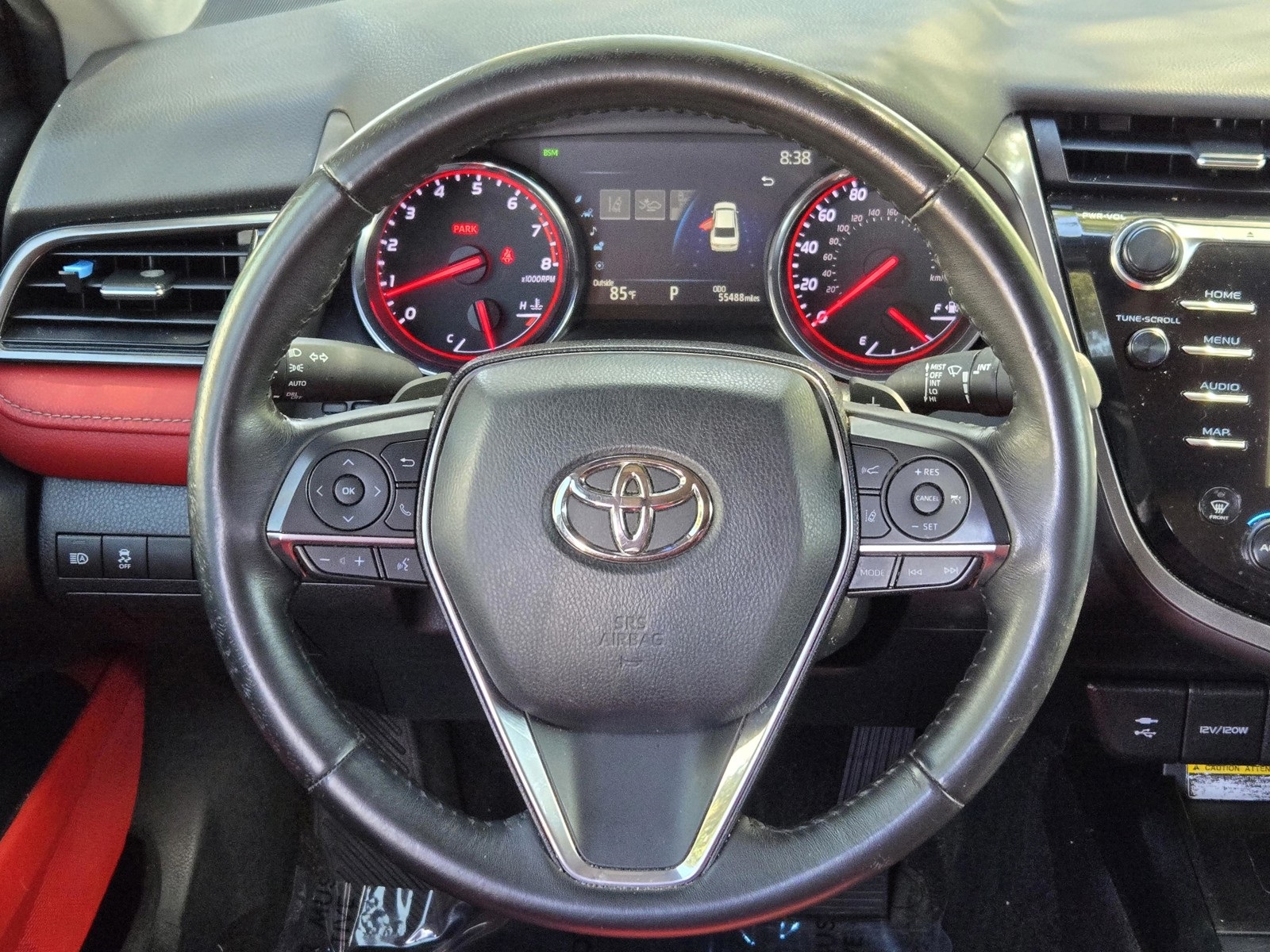 2019 Toyota Camry XSE photo 14